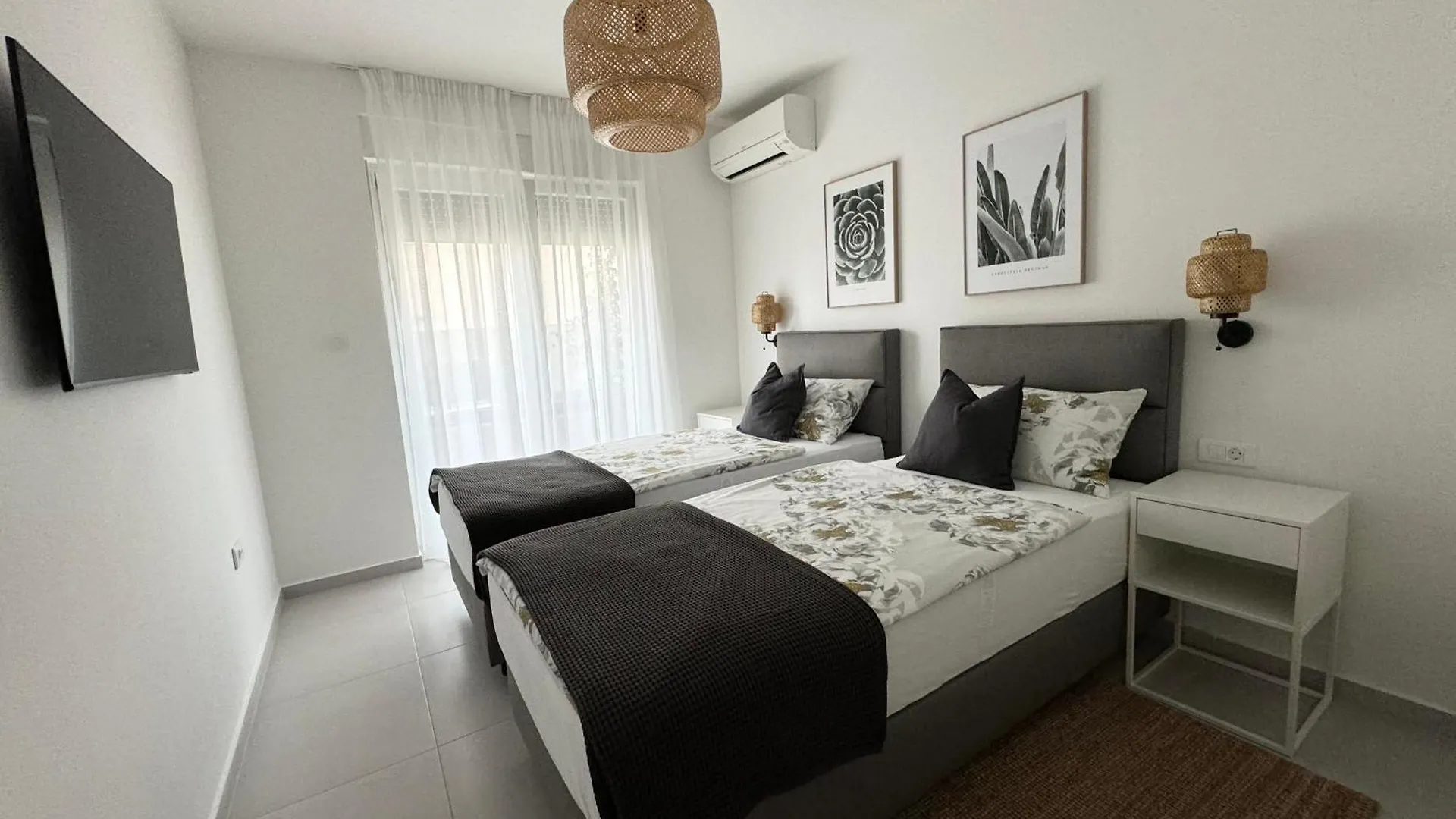 Divina V 150 Meters From The Beach Pula 0*,  Croatia