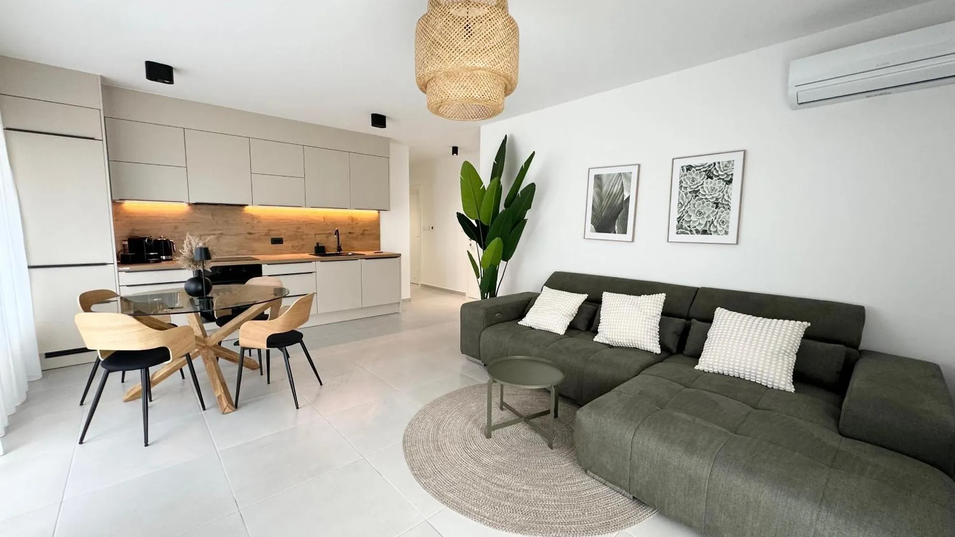 Apartment Divina V 150 Meters From The Beach Pula Croatia