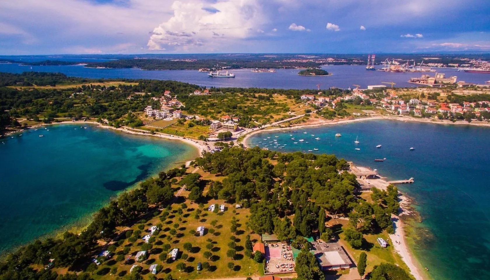 Divina V 150 Meters From The Beach Pula Croatia